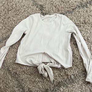 Lululemon Rest to restore top